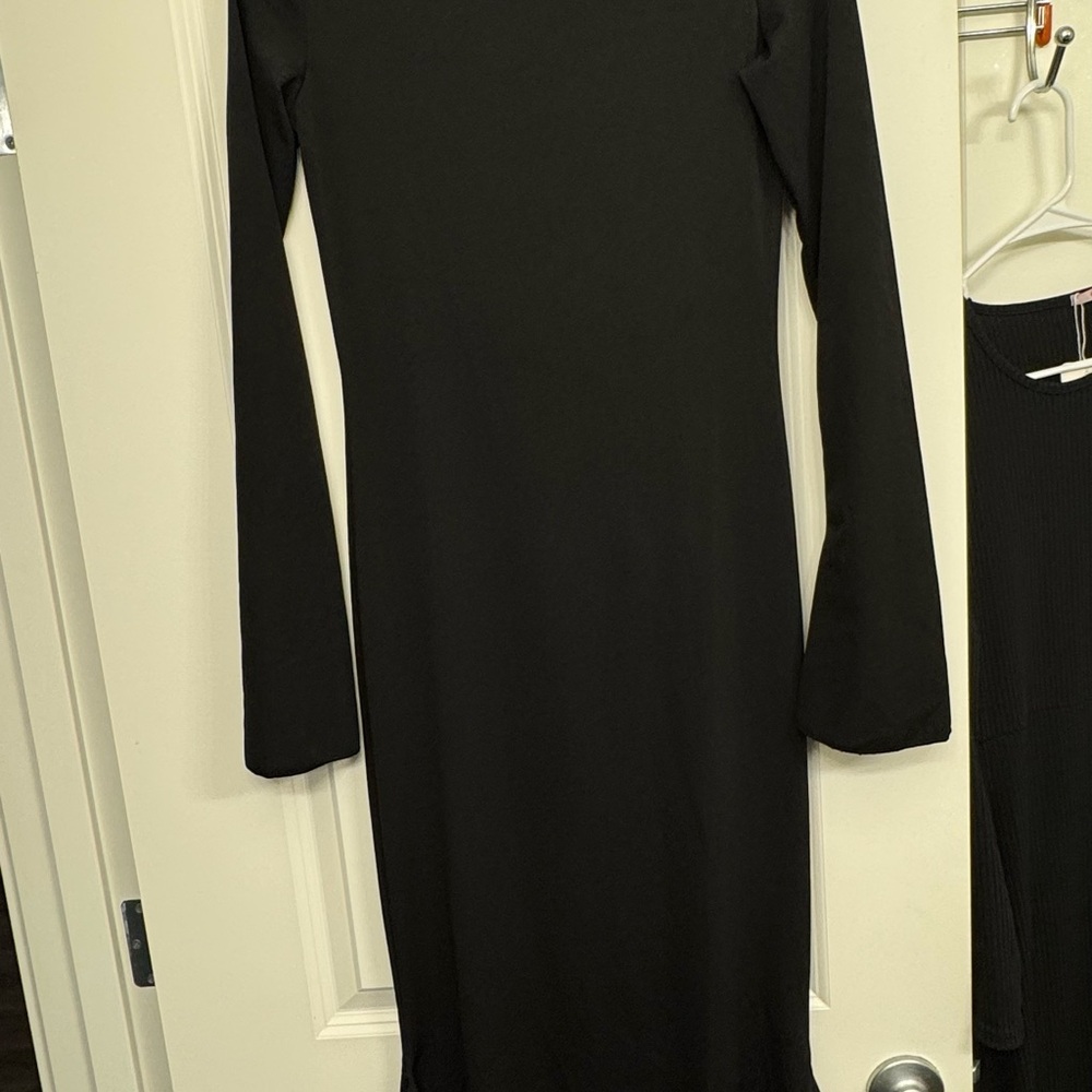 Chic Black Long Sleeve Dress